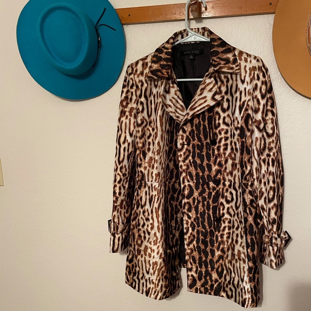 ANNE KLEIN leopard trench coat